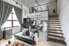 Pinnacle Duplex@6Pax-5m Walk to Paradigm Mall+WIFI